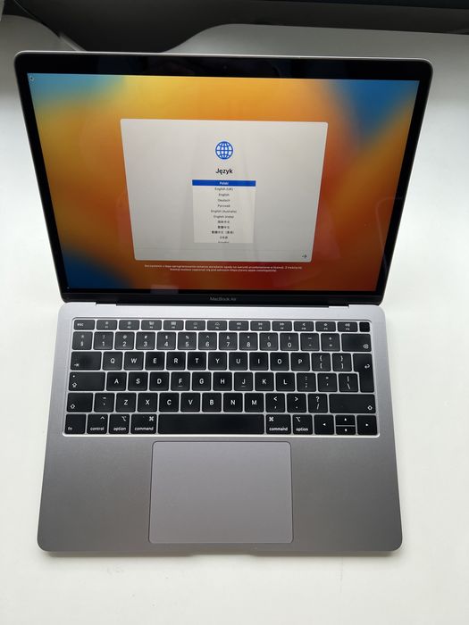 MacBook Air 13”