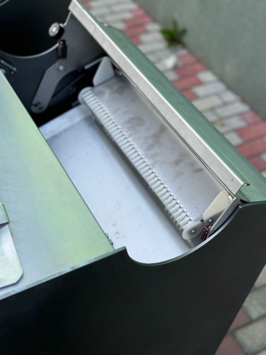 Хлеборезка автомат с крышкой Wabama 20мм