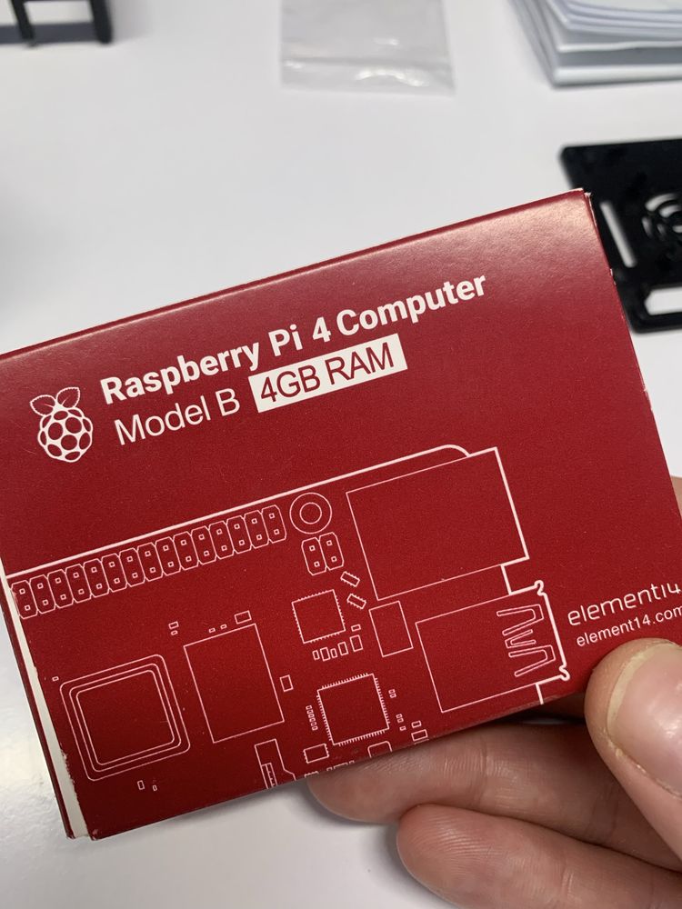 Raspberry Pi 4B + сенсорний ips екран 7"