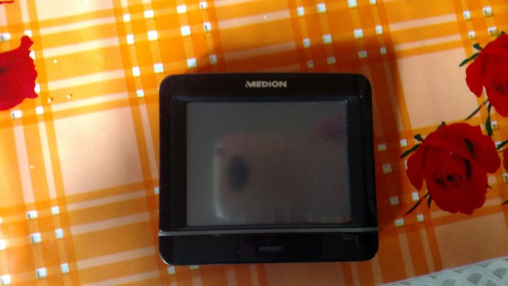 GPS Навигатор MEDION E3230