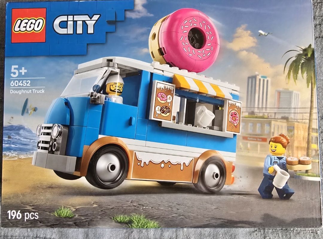 LEGO CITY 60452 Mobilna pączkarnia, zestaw klocków dla dzieci +5 lat