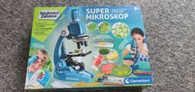 Super mikroskop dla dziecka Clementoni