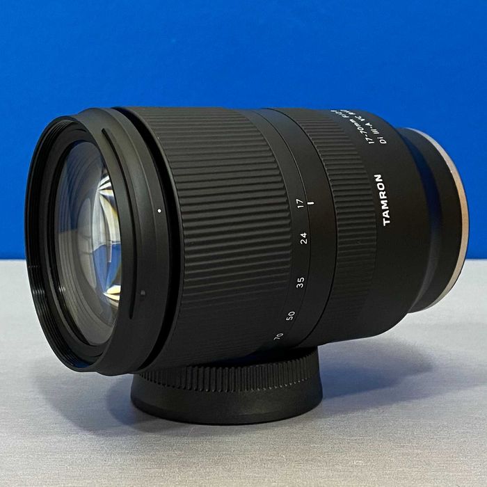 Tamron 17-70mm f/2.8 Di III-A VC RXD (Sony) - NOVA- 5 ANOS DE GARANTIA