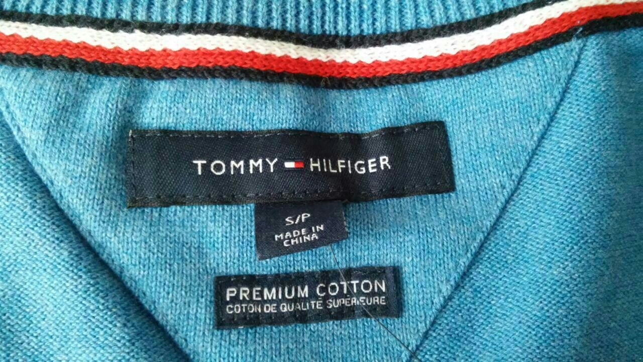 Tommy Hilfiger полувер,свитер