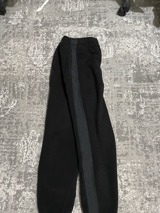 Флисовый костюм Nike.