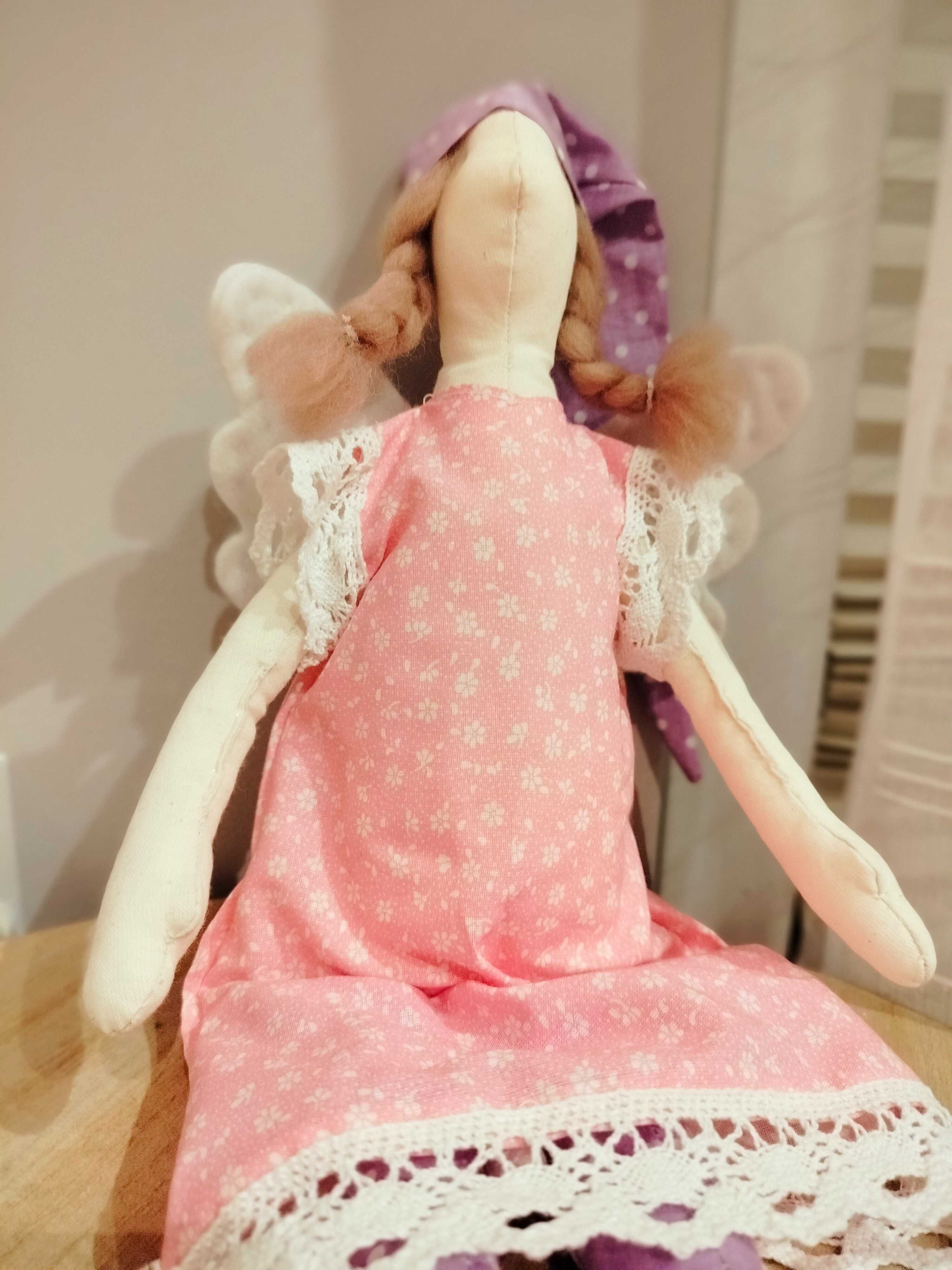 Ręcznie szyta lalka