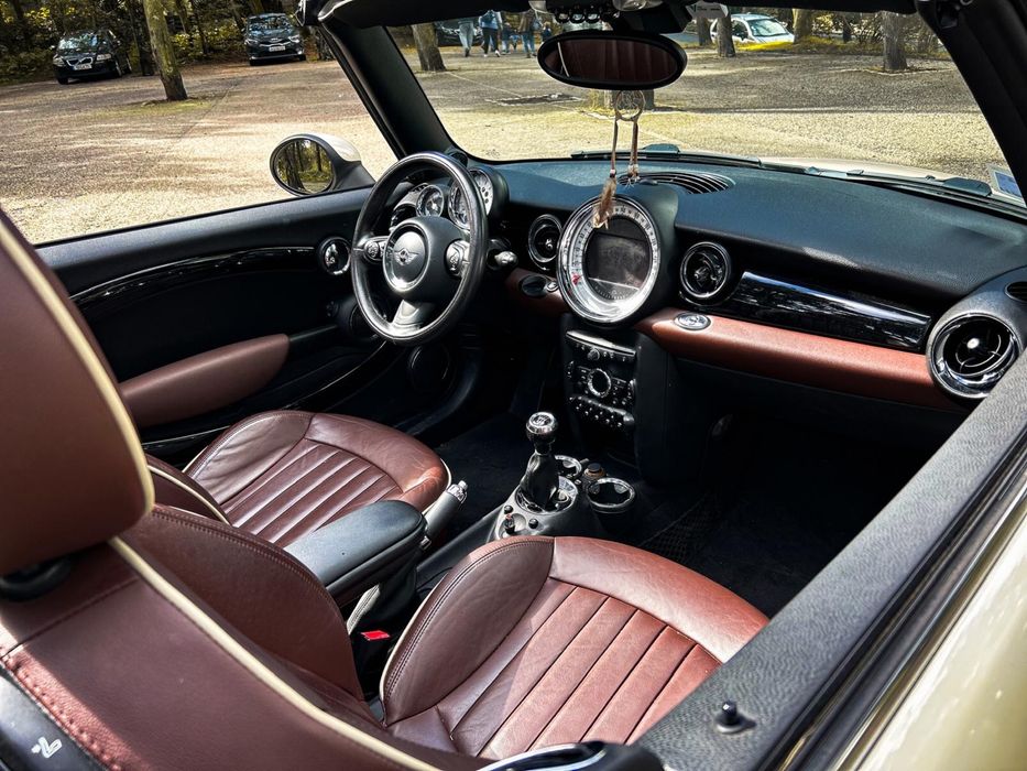 Mini Cabrio Cooper D