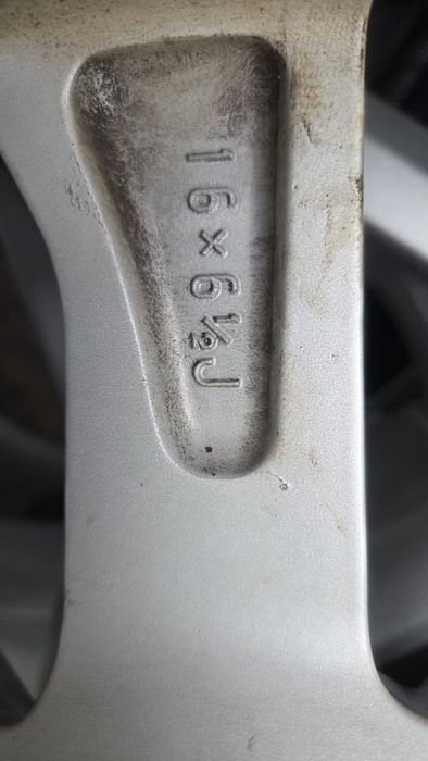 диски 16 5/114.3 Toyota camry  оригинал