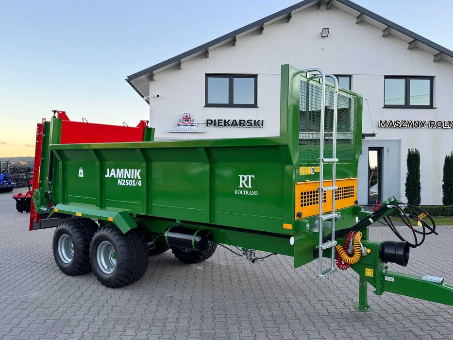 Rozrzutnik Roltrans skorupowy 8 t, 2 wałki pionowe, BOGATA WERSJA