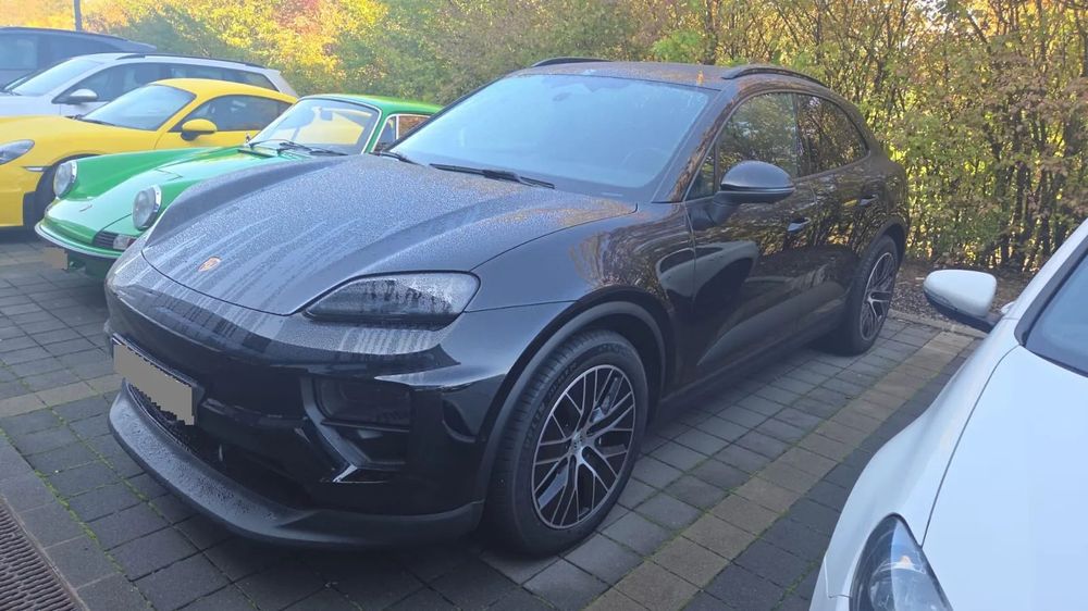 Porsche Macan Standard