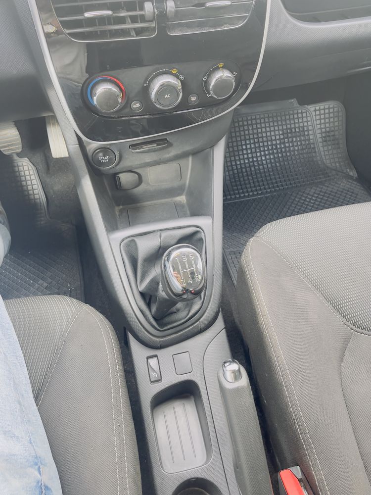 Vendo renault clio 0.9 tce