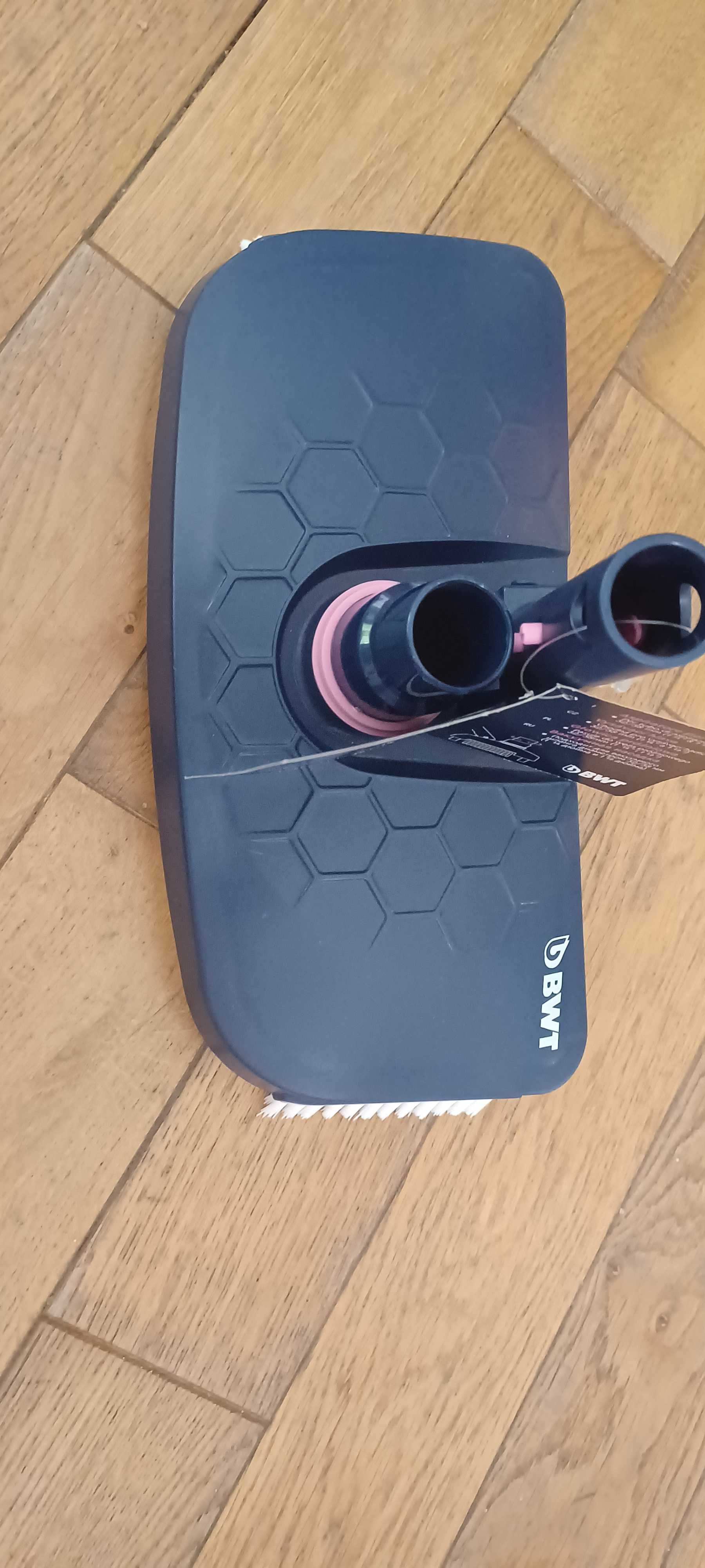Akcesoria basenowe 2x podbierak tyczka bojka szczotka Nowe Warto BWT