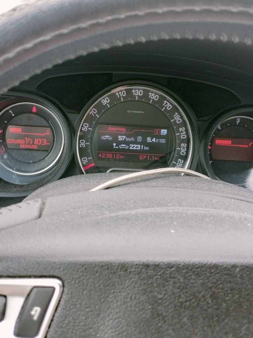 Citroen C5 X7 2.0 hdi hydro prywatnie ważne oplaty i przeglad