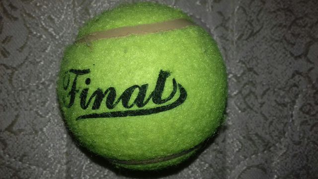 Теннисный мяч новый
