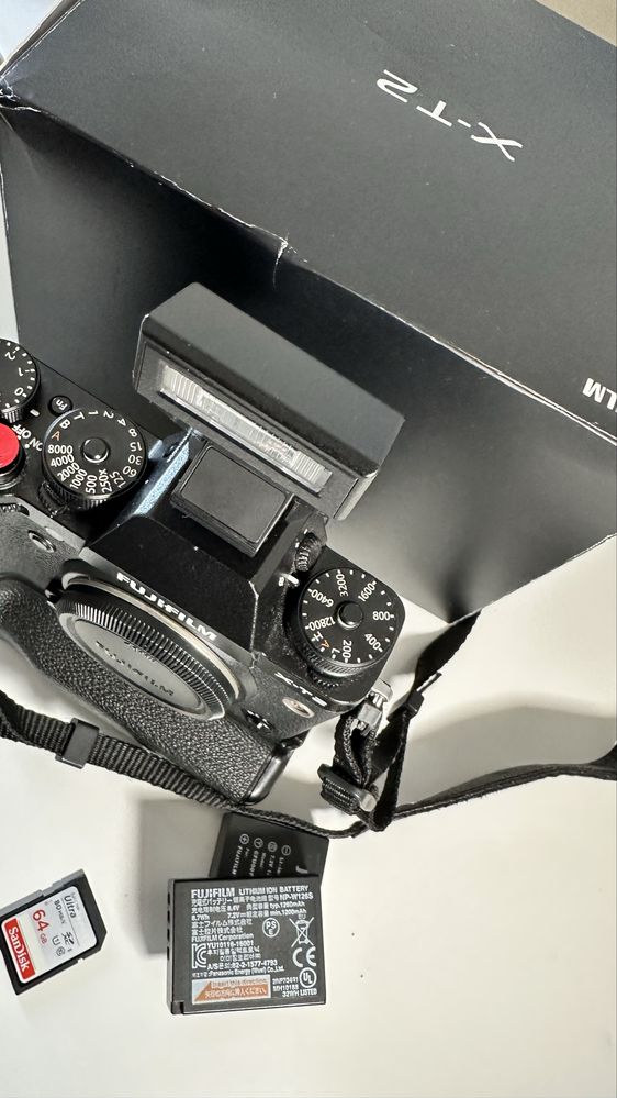 Fuji X- T2 Mirrorless