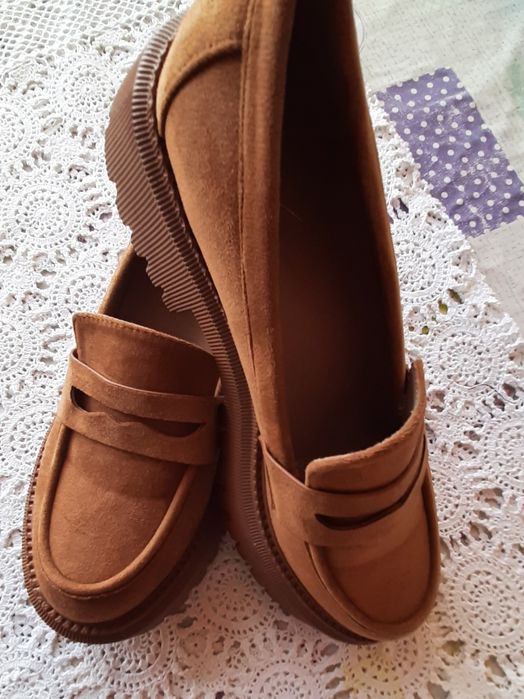 Mokasyny karmel rozmiar 38,Sergio Todzi ,wkładka 24.