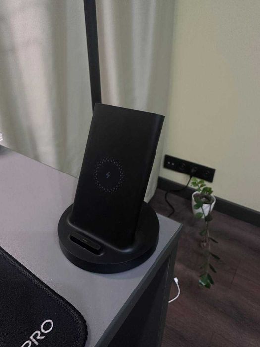 Бездротовий зарядний пристрій Xiaomi Wireless Charging Stand 20W