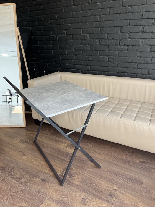 Стіл складний. Стіл для роботи. Стіл для навчання. Стіл для гуртожитку