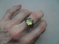 Stary radziecki pierścionek - srebro - żółty kamień cena ost