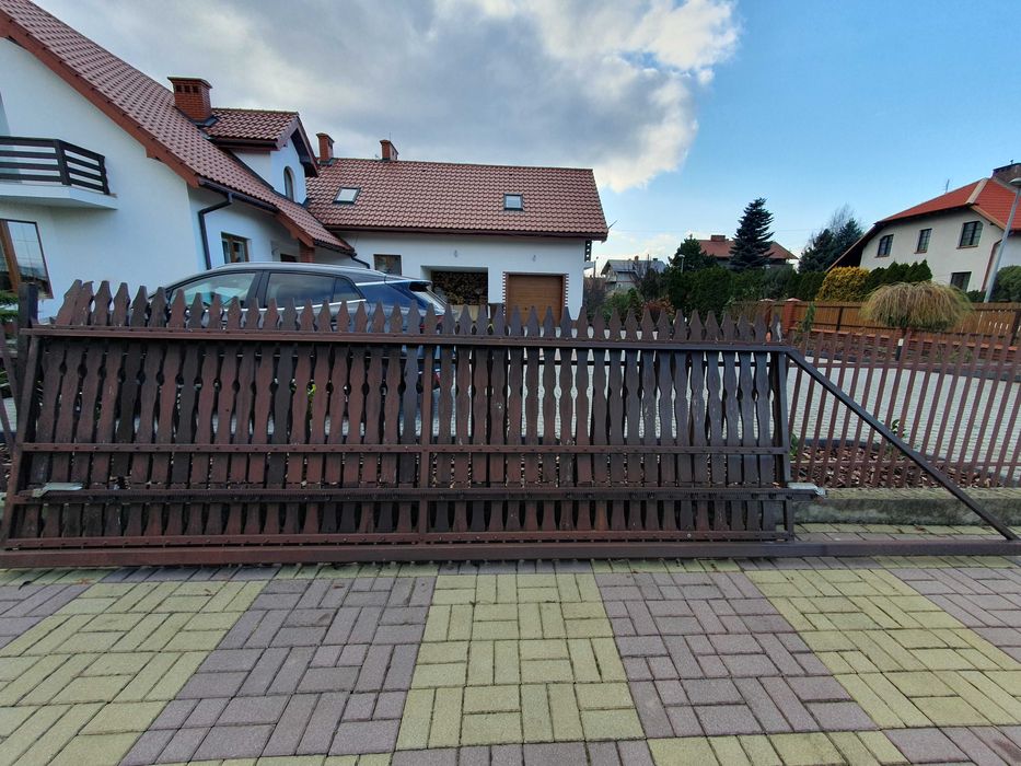 Brama przesuwna używana