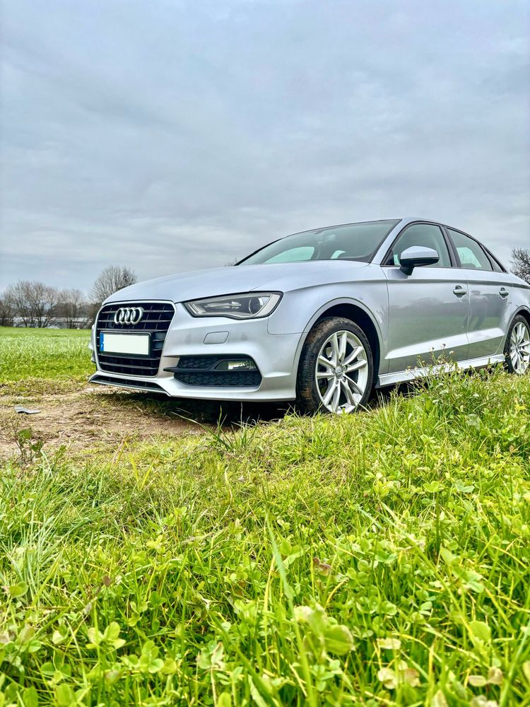 Audi A3 Limousine 1.6 TDI S-Line