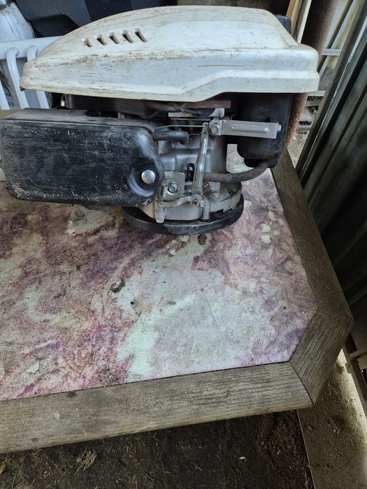 Silnik spalinowy części