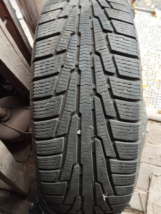 Продам 4 шини 225 55 r18