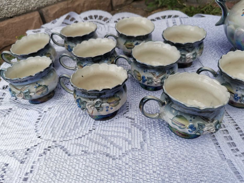 Filiżanki komplet z elementami