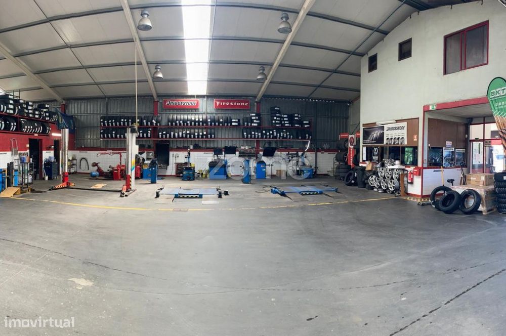 TRESPASSE de Armazém - Oficina de Pneus | Oliveira do Bairro