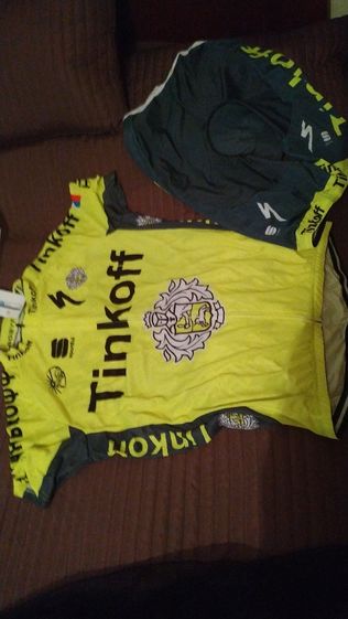 Kompletny strój rowerowy TinkOff