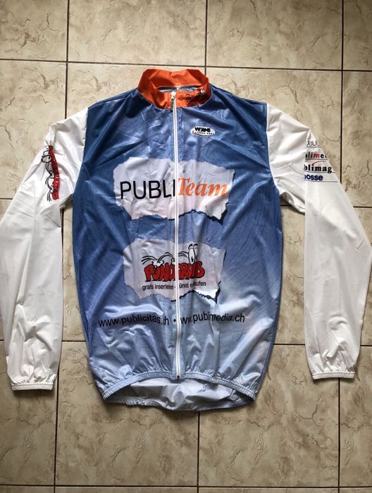 Велоформа дождевик веловетровка