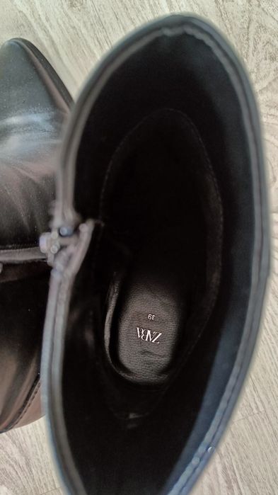 Obniżka ceny!!Zara r.39 skóra ! Jak nowe botki kowbojki