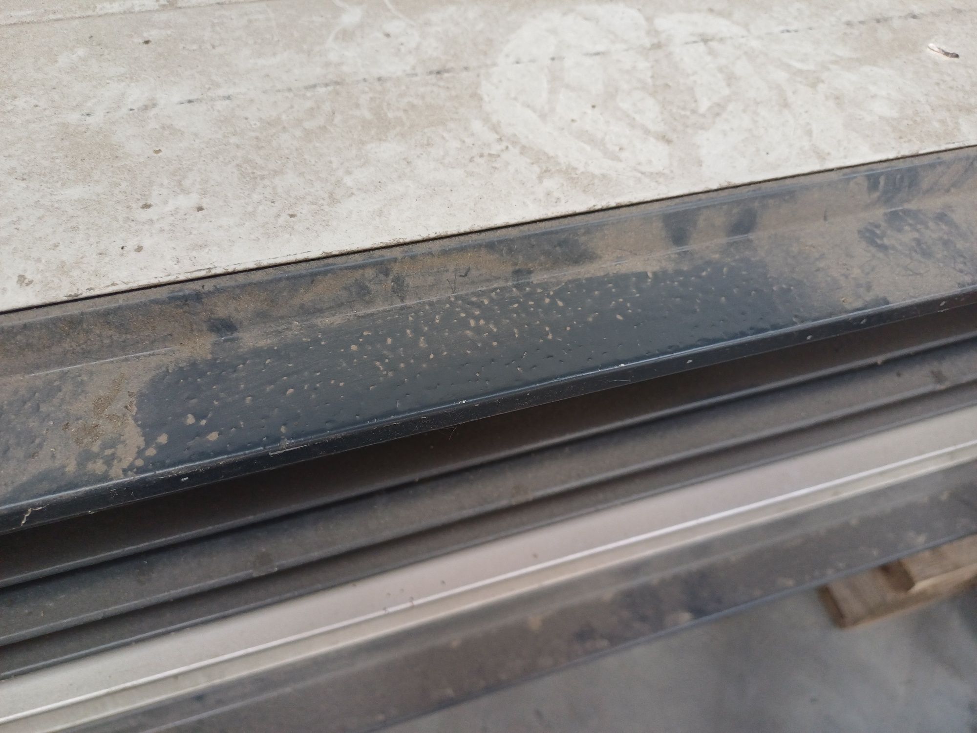 Drzwi segmentowe Hormann 3x3 & 4x4,10 GRAFITOWE