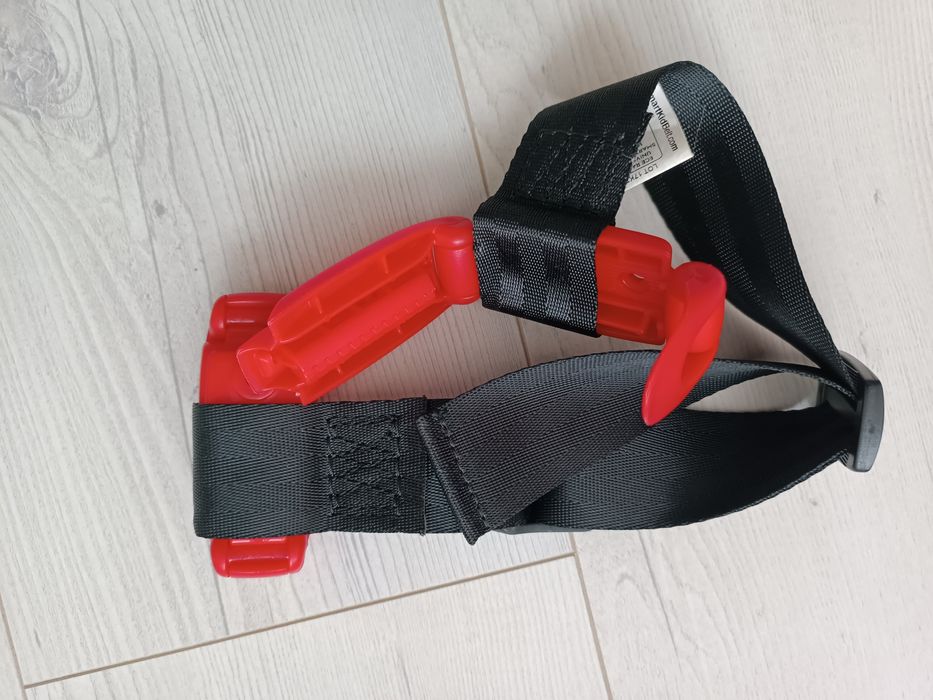 Smart Kid Belt pas samochodowy