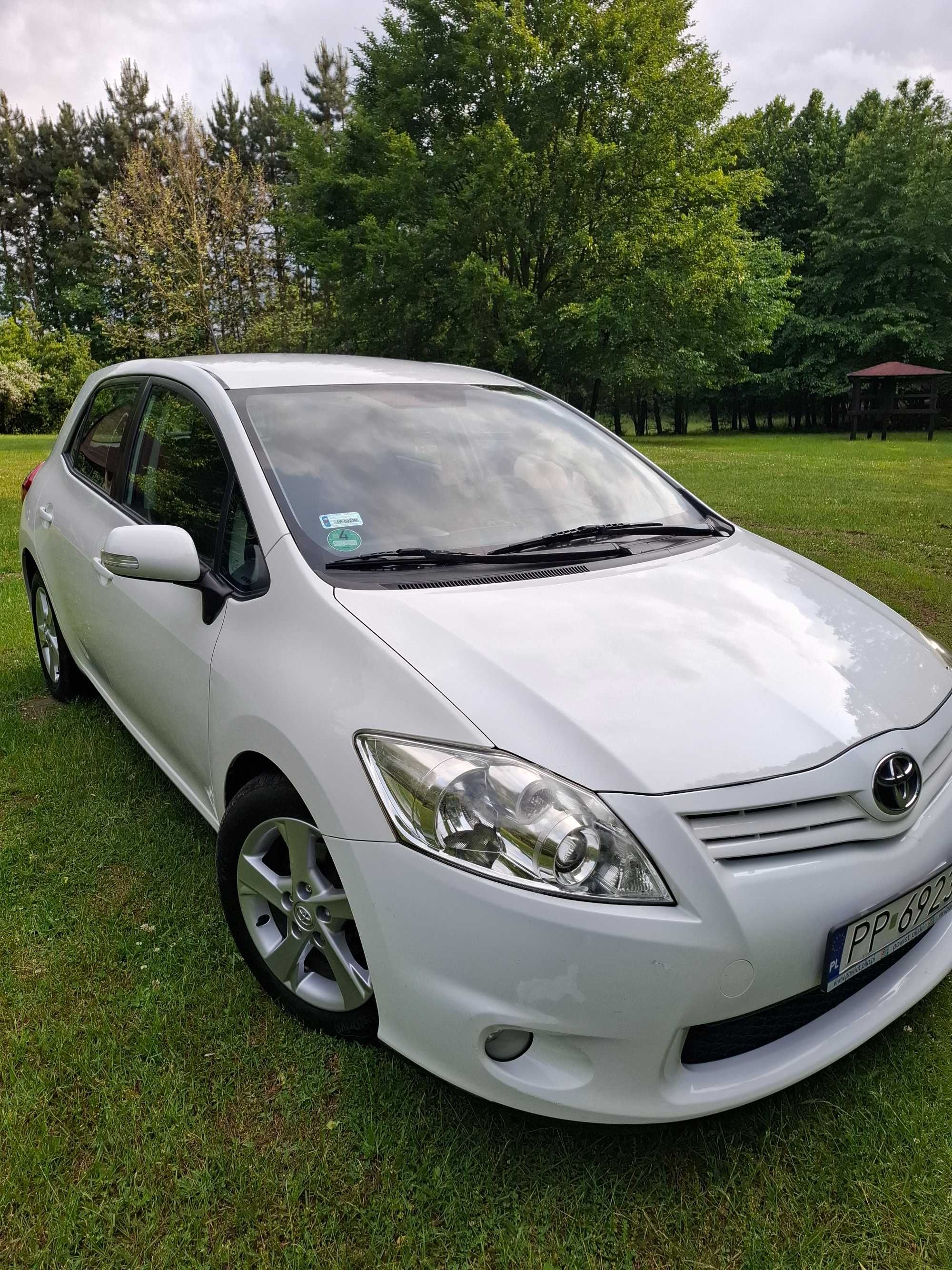 Sprzedam Toyote Auris