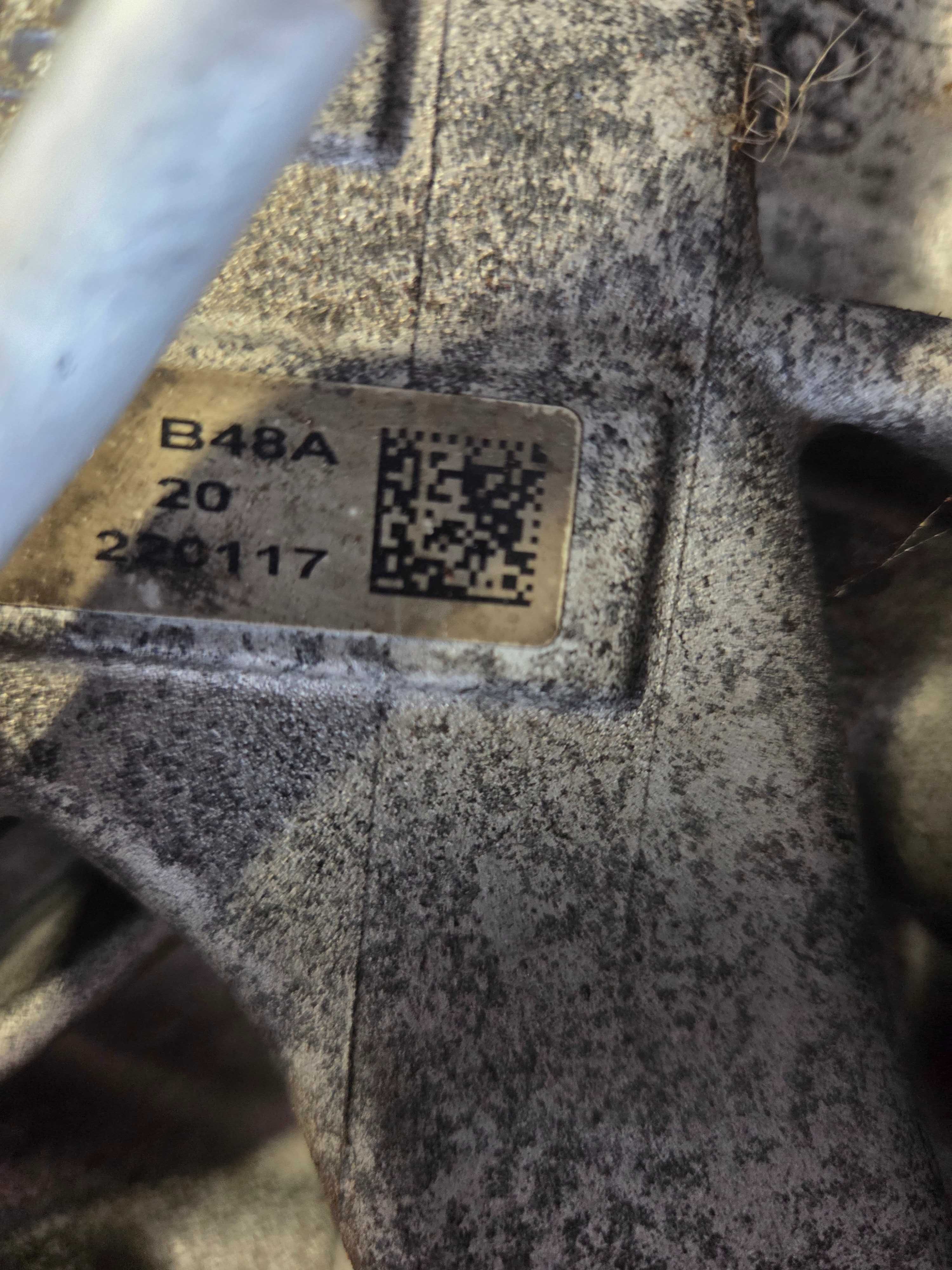 Silnik B48A dół wał blok bmw  F39 F45 F46 X1 F48 MINI F55 F56 F60