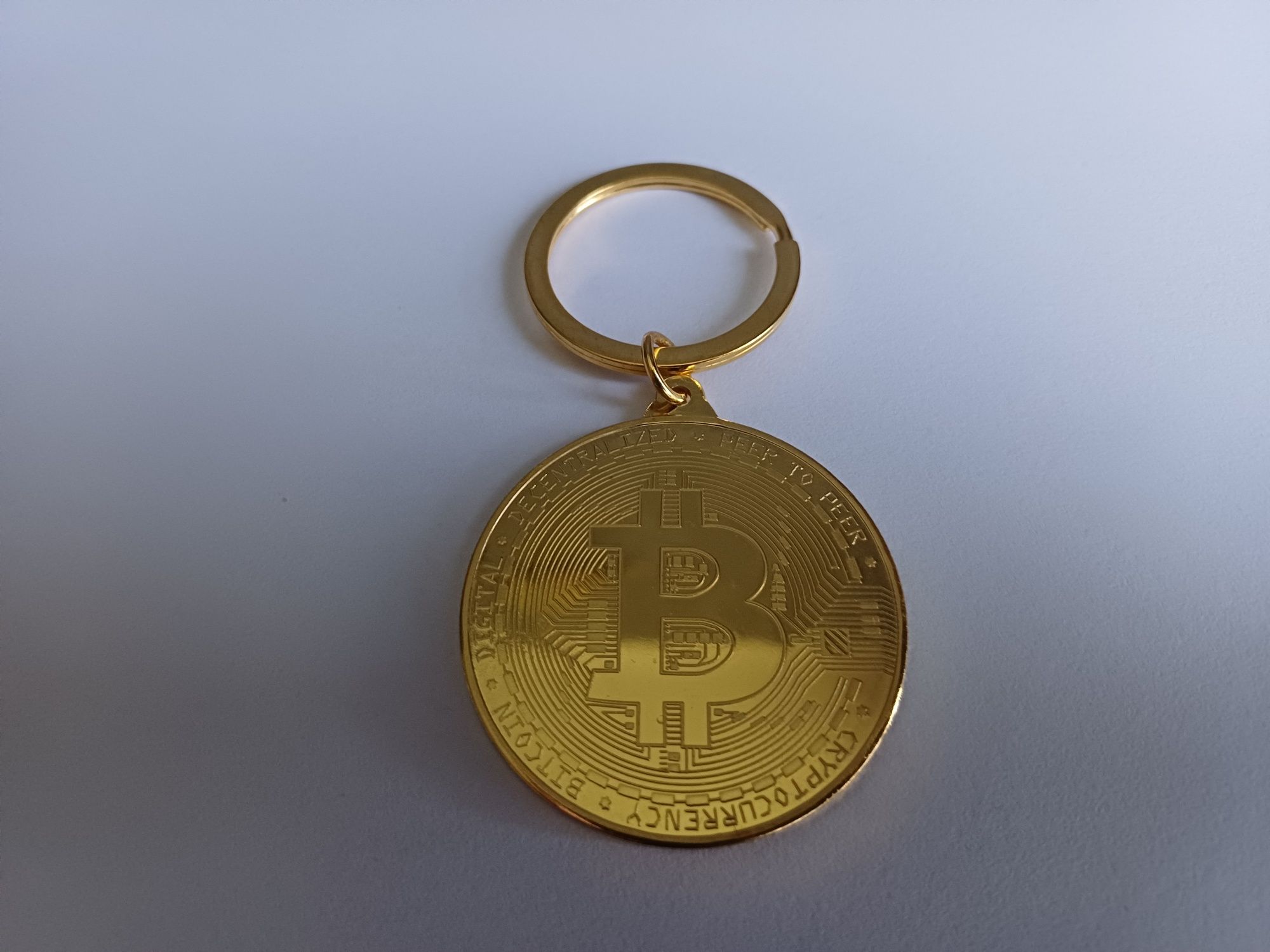 Brelok Bitcoin Złoty