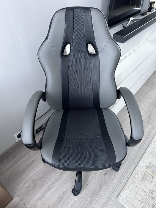 Fotel obrotowy Aggestrup JYSK czarny