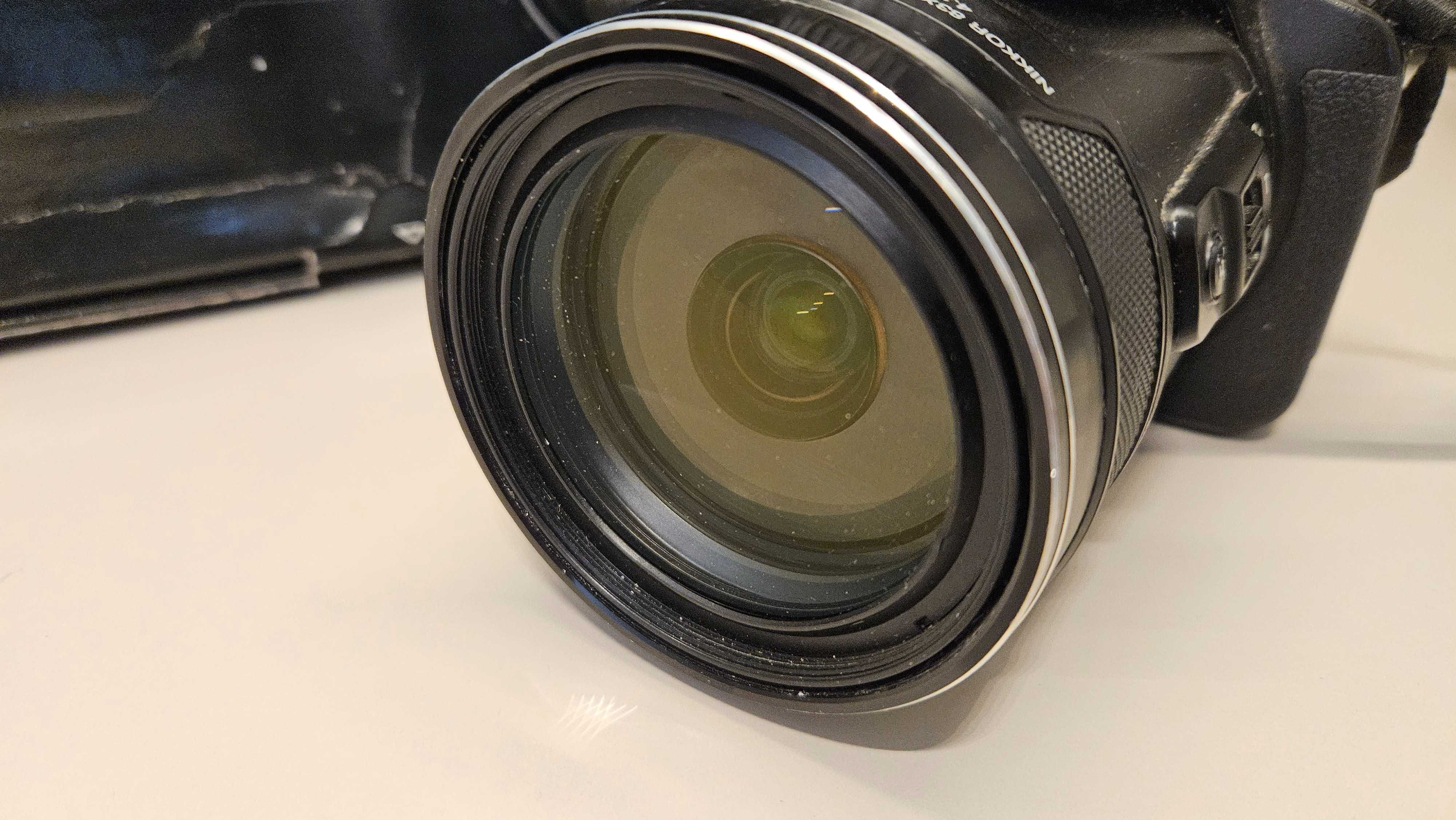 Nikon p900 super zooom 83x
