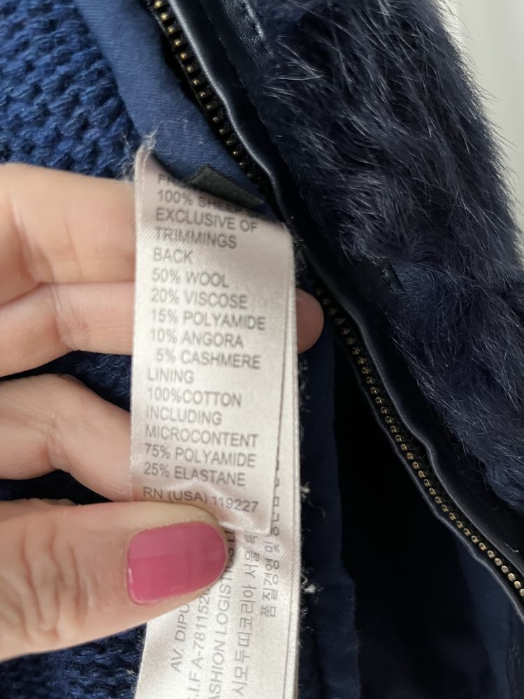 Kamizelka granatowa z futerkiem Massimo Dutti
