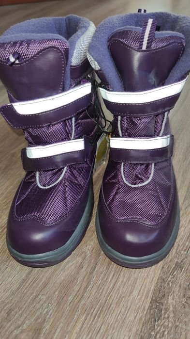 Взуття, дутіки,черевики. Нові