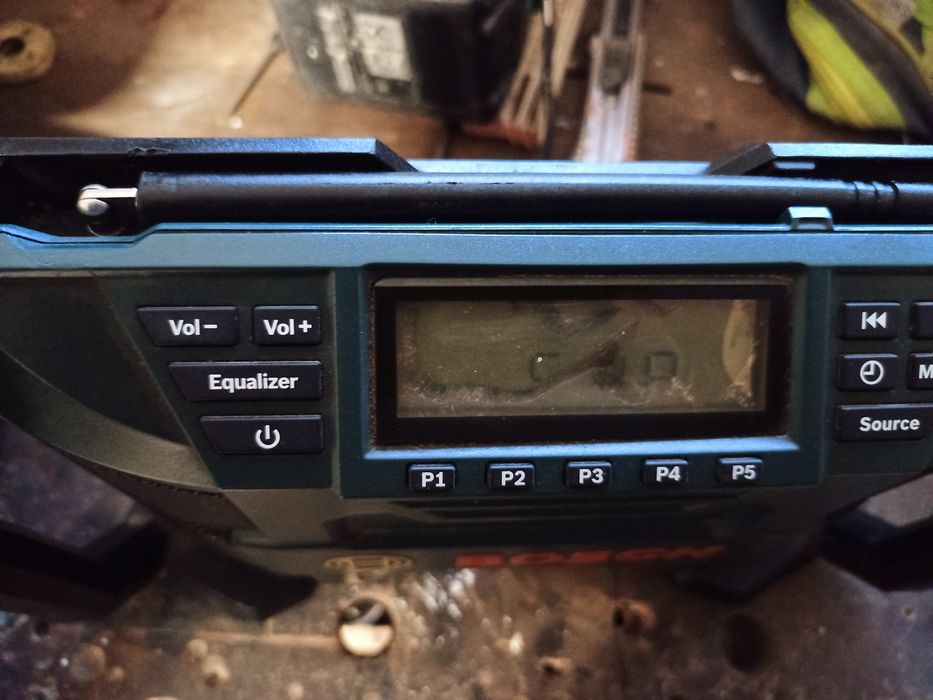 Sprzedam radio i wkrętarke bosch