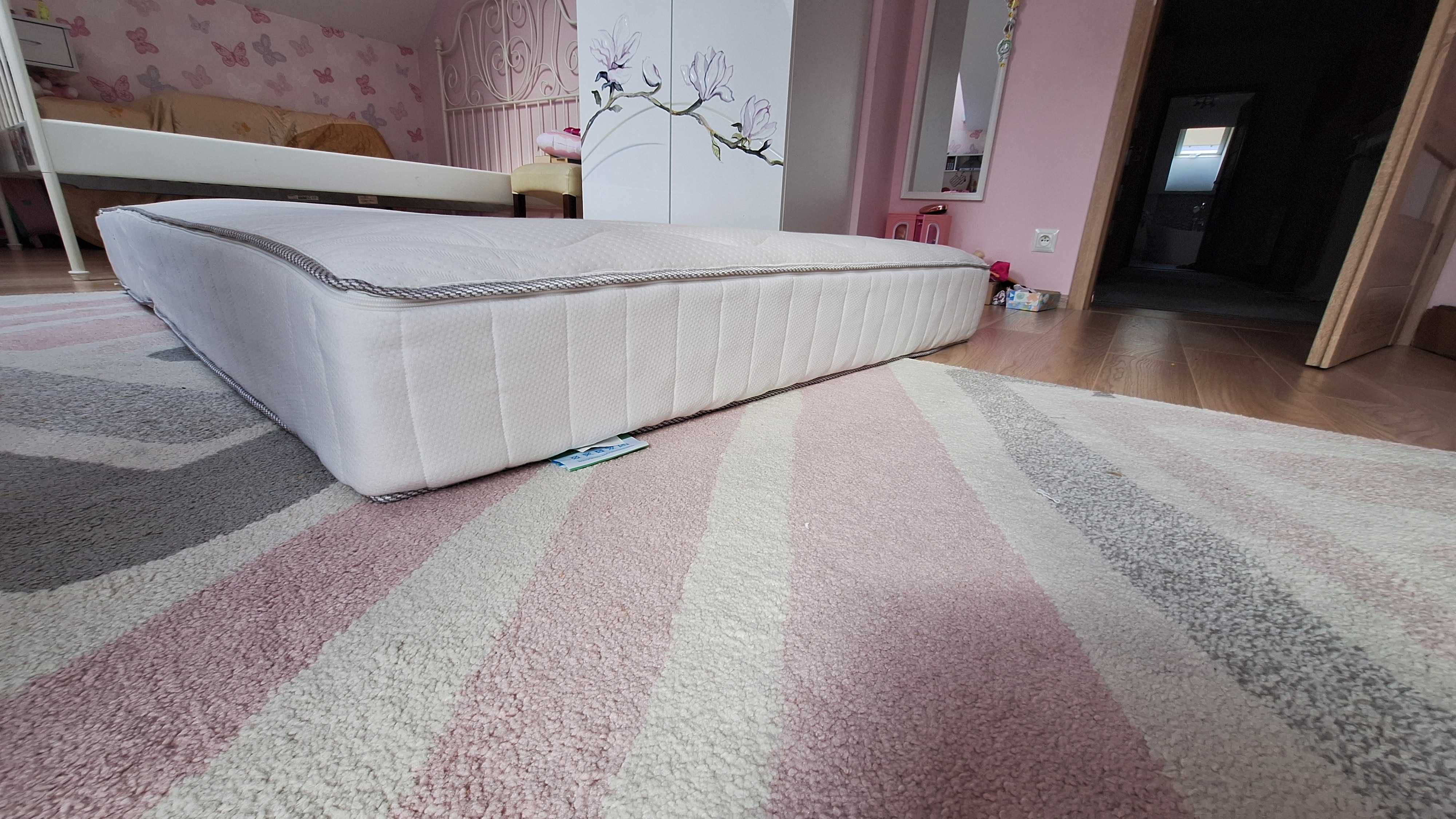 Łóżko metalowe białe modne IKEA Lervik 140x200 z MATERACEM
