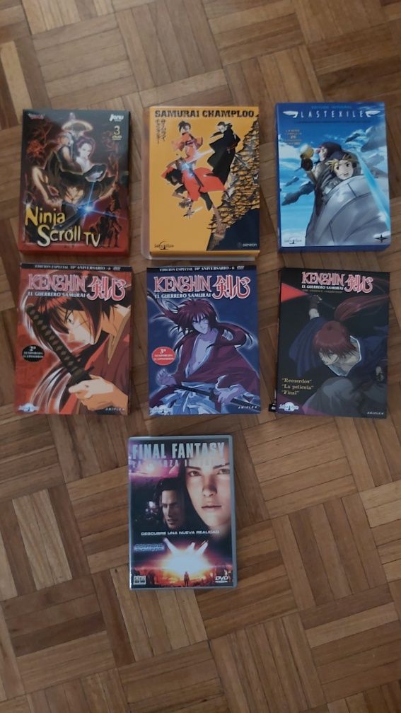 filmes e séries de DVDs de manga