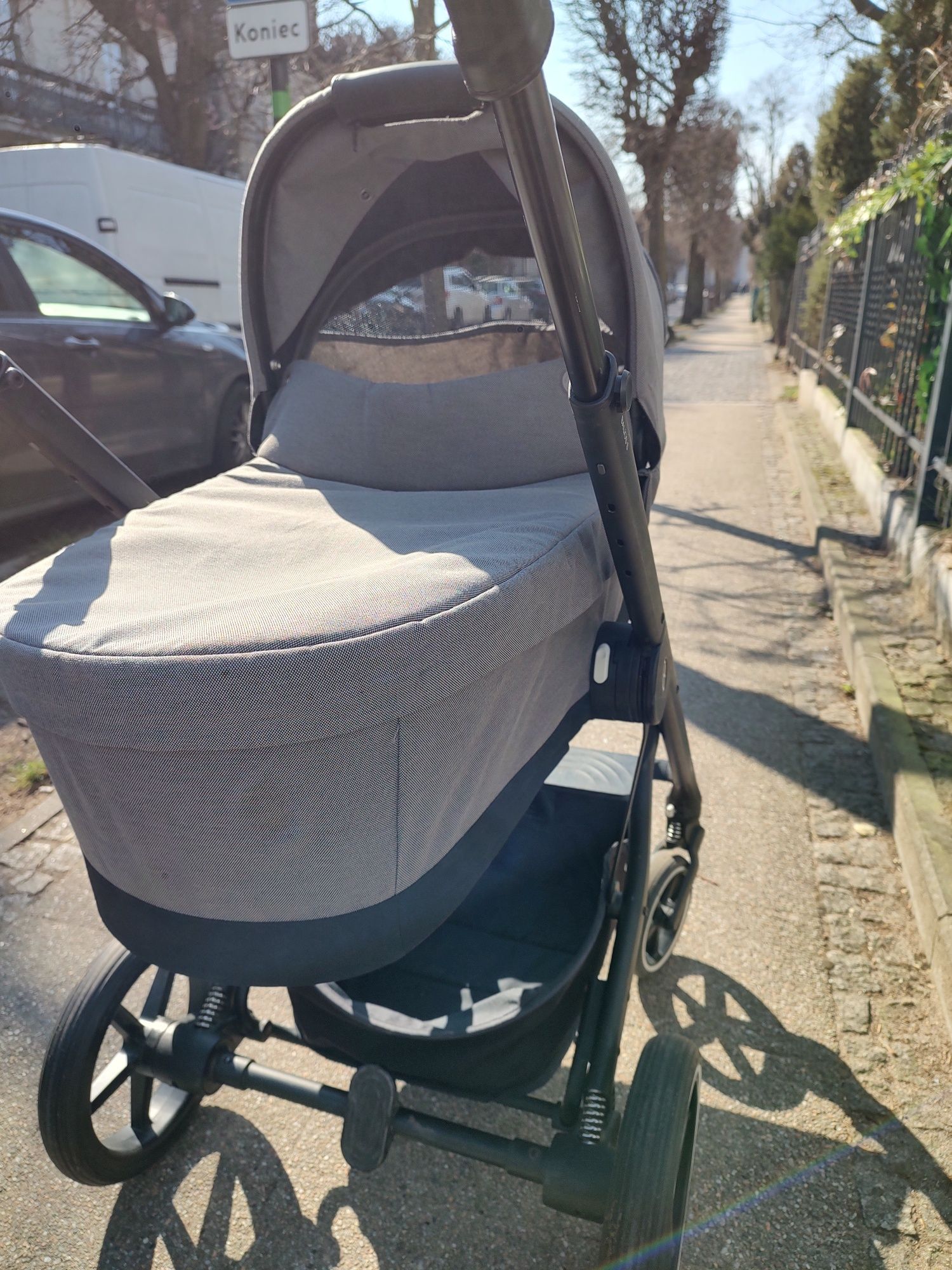 Cybex Balios S Lux 2w1: spacerówka i gondola