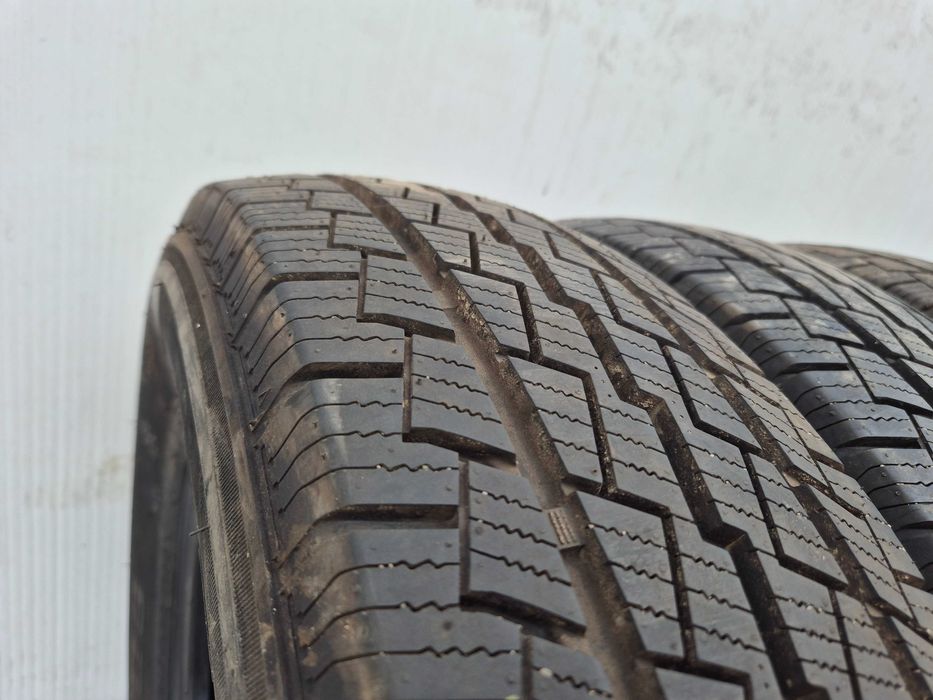 Firemax FM809 225/75r16c 121/120R 2024r 8mm N2775