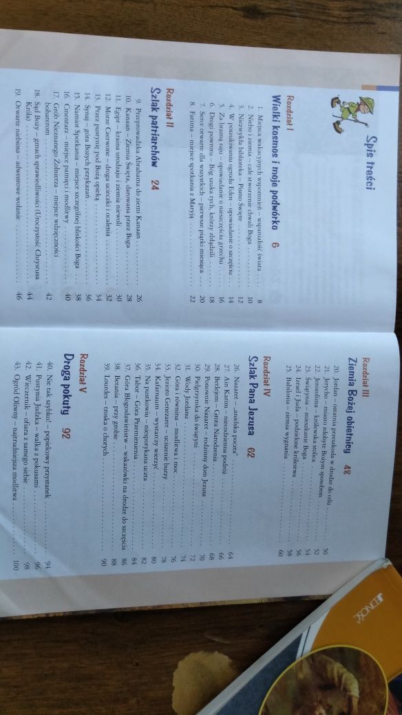 Podręcznik do religii. Miejsce pełne bogactw. Klasa 4.