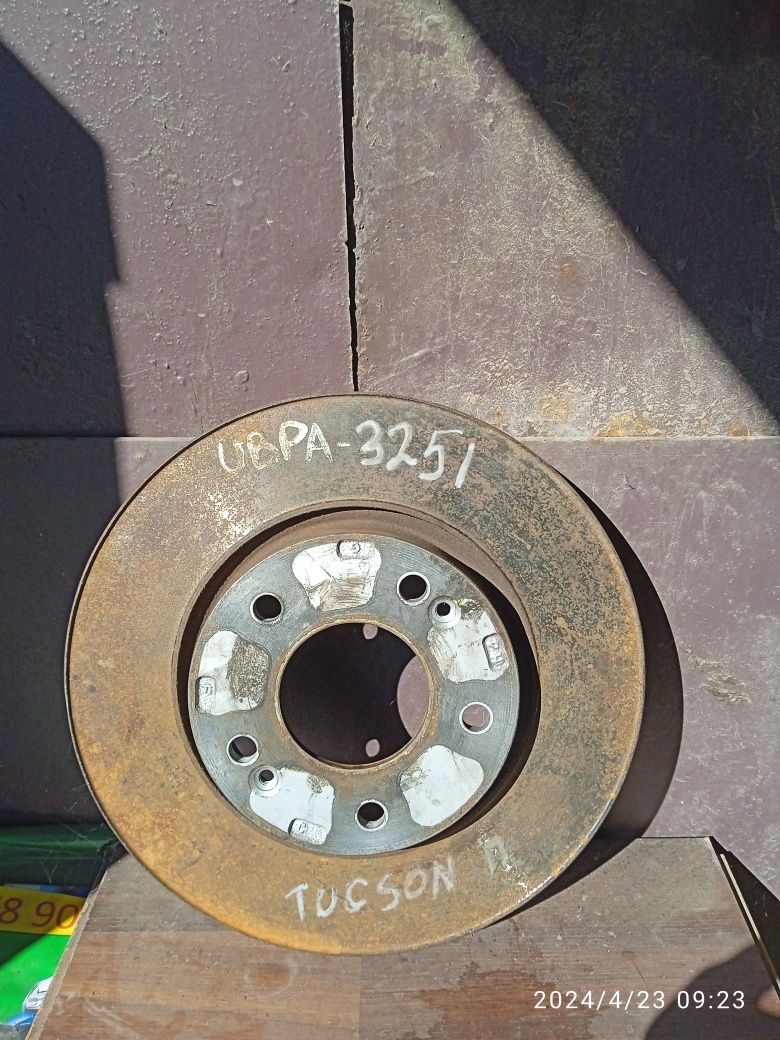 Передний тормозной диск,Хундаи Туксон.С 2004 по 2010 год