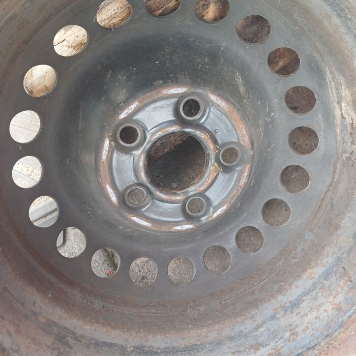 Шина зимова з диском на Фольксваген Транспортер