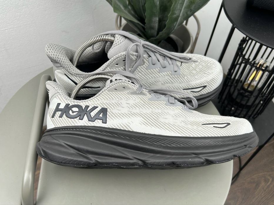 Оригінал! Кросівки Hoka Clifton 9 43 розмір М05779